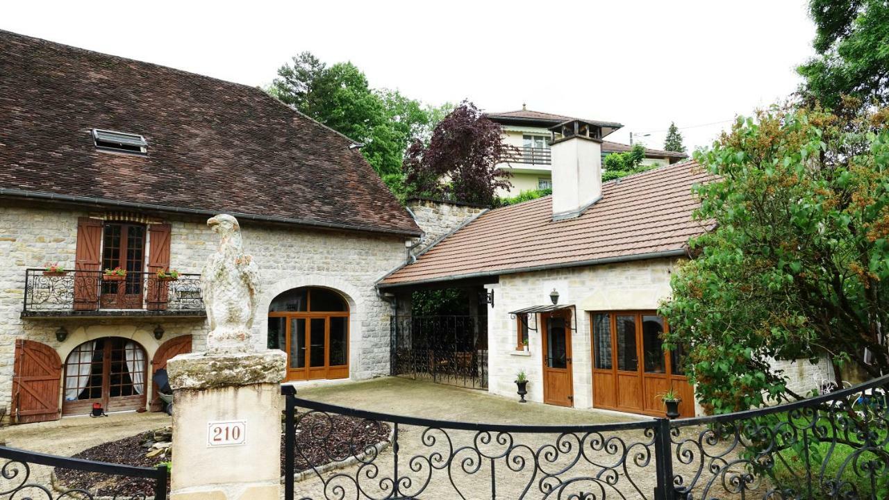 Le Vieux Pressoir Lägenhet Saint-Germain-lès-Arlay Exteriör bild